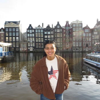 Babysitter in Badhoevedorp: Anna