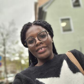 Nanny in Strasbourg: Laura