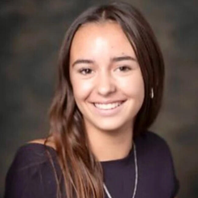 Babysitter in Mont-de-Marsan: Helene