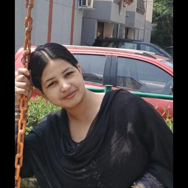 Babysitter in New Delhi: Farzana