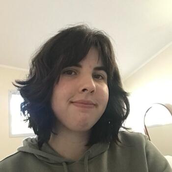 Babysitter Auckland: Bella