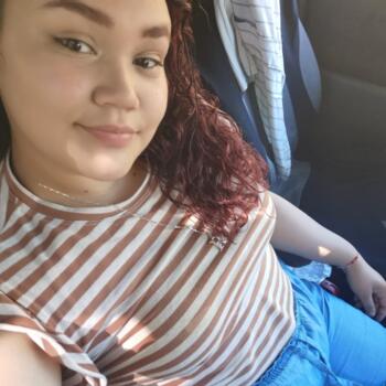 Babysitter in Minga Guazú: Rosi