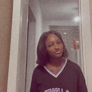 Babysitter στην περιοχή Λευκωσία: Kellisthania