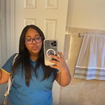 Niñera en Nuevo Emperador: Anna