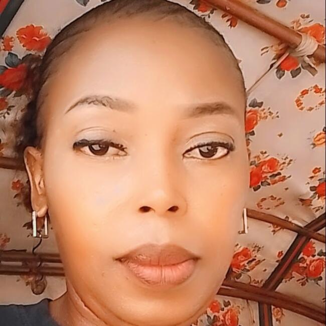 Babysitter in Beja: Georgina