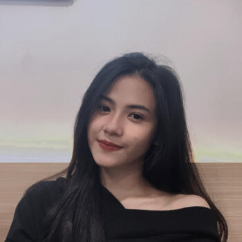 Babysitter in Antwerp: Cindy