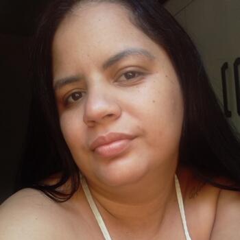Babysitter in Mongaguá: Kailany