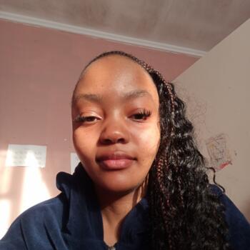 Babysitter Simon's Town: Relebogile