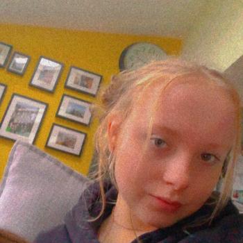 Babysitter in Bristol: Evie
