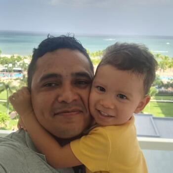 Babysitting job in Pacora: Irving