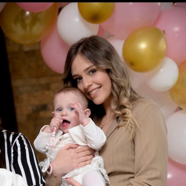 Bebisiterka u Градска општина Вождовац: Tijana