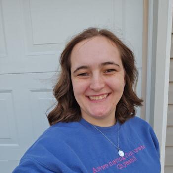 Babysitter in Fort Wayne: Elizabeth