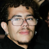 José