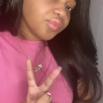 Babysitter in The Bronx: Amiyah