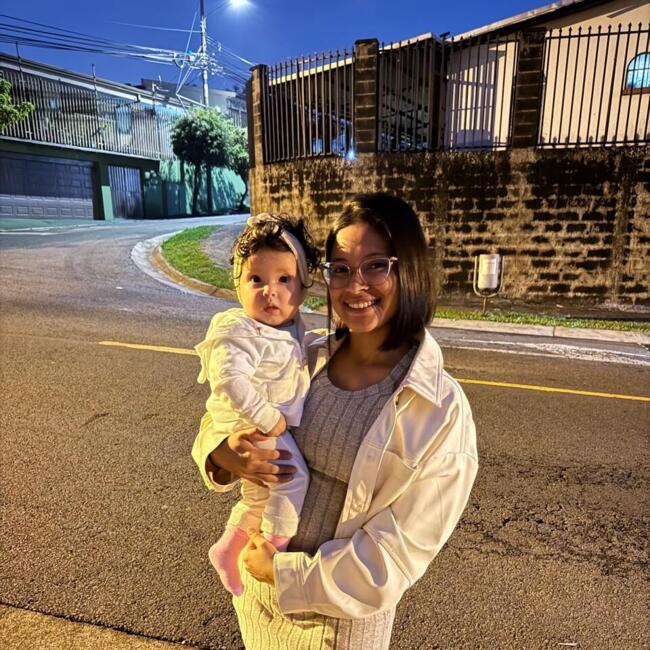 Babysitting job in San José de la Montaña (Provincia de Heredia): Jeimy