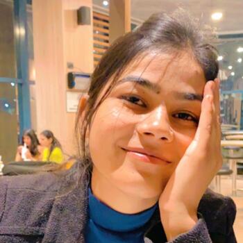 गुरुग्राम में बेबीसिटर: Ankita