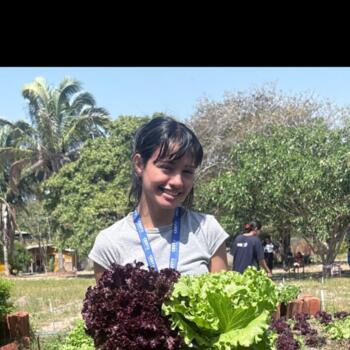 Babysitter in São Luís: Karen