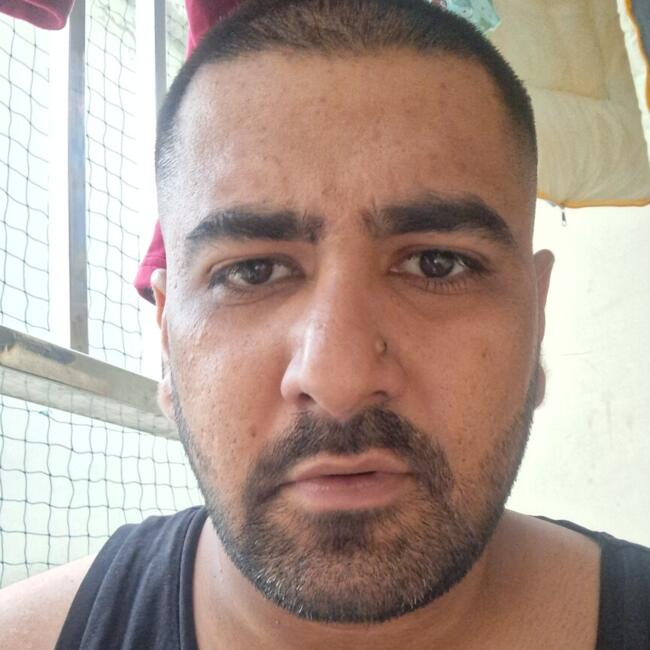 दिल्ली में बेबीसिटिंग की नौकरी: Rohan