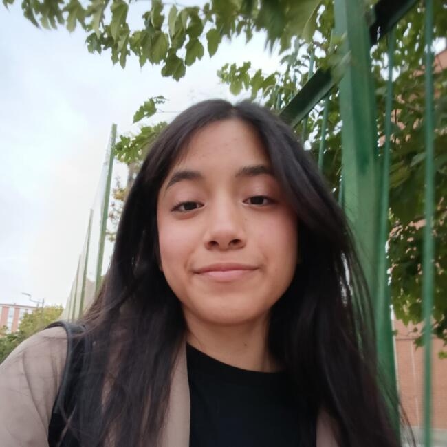 Canguro en Zaragoza: Abigail