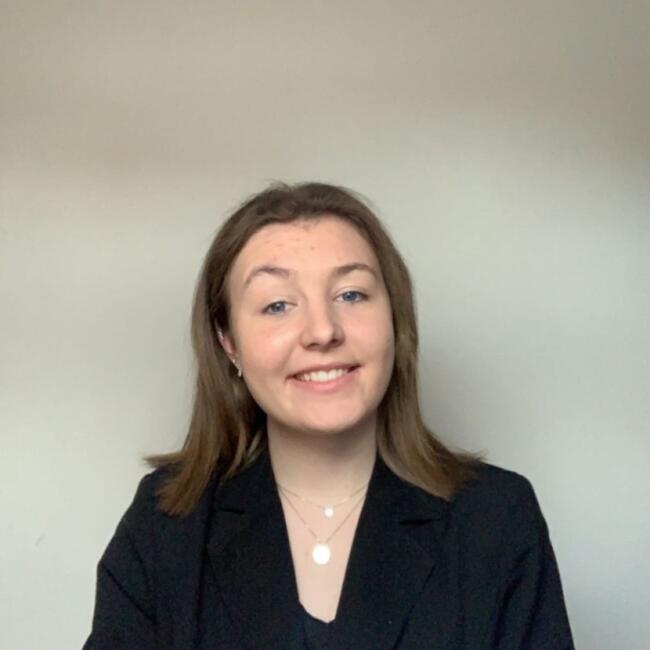 Babysitter in Lille: Anais