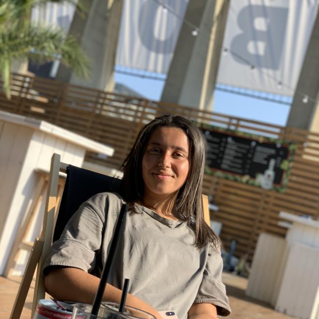 Babysitter in Antwerpen: Iman