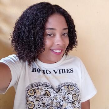 Babá em Armação dos Búzios: Allana