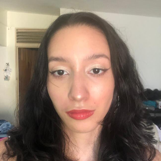 Babysitter in Valencia: Oriana Fernández