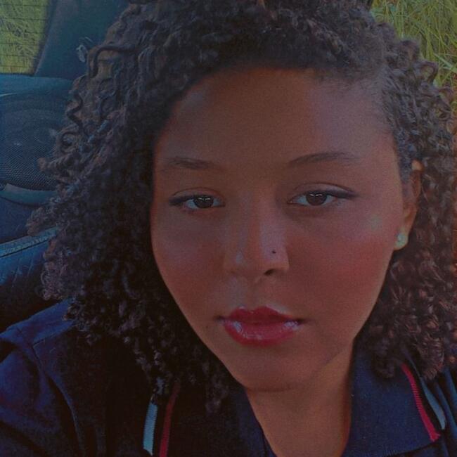 Babysitter in Betim: Raissa