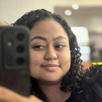 Babysitter São José de Ribamar: Naira