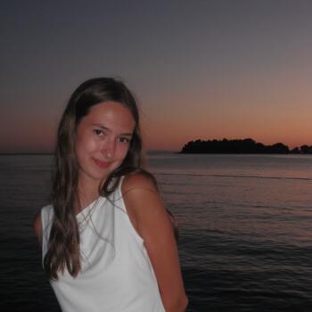 Babysitter in London: Alina