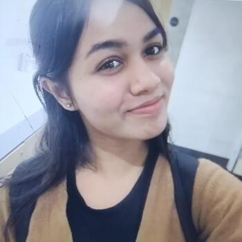 Babysitter Adelaide: Andreina