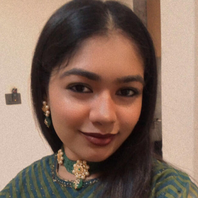 Babysitter in Melbourne: Meera