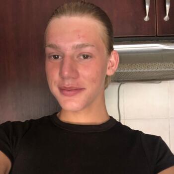 Babysitter in Kempton Park: Trent