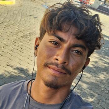 Canguro en Puerto de la Cruz: Oniel Enrique