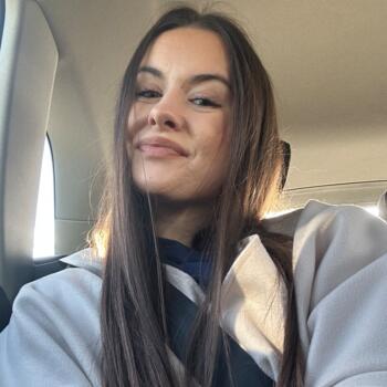 Varuška v Ljubljana: Živa