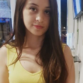 Babysitters in Viña del Mar: Vania