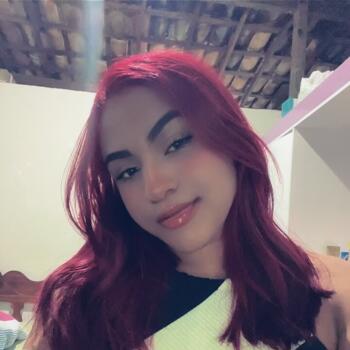 Babysitter Aracaju: Esther
