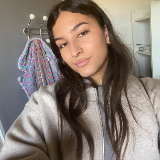 Babysitter in Les Pennes-Mirabeau: Tara