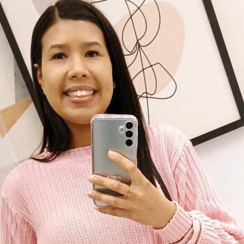 Babysitter in Vitória da Conquista: Diane