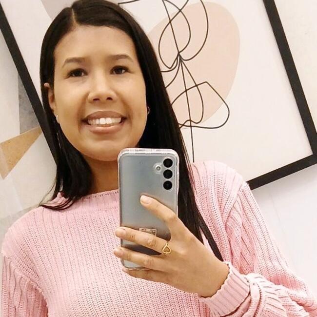 Babysitter in Vitória da Conquista: Diane