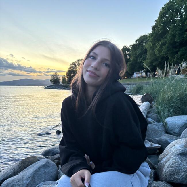 Baby-sitter in Spruce Grove: Kaydence