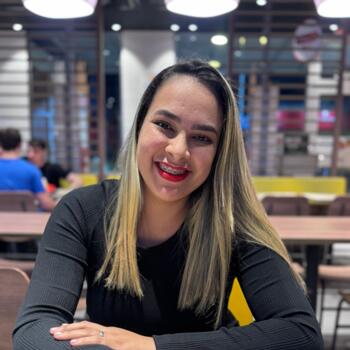Niñera en Blumenau: Jennifer