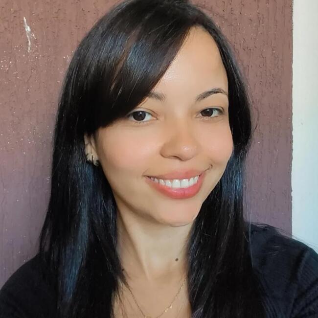 Babysitter in Contagem: Márcia
