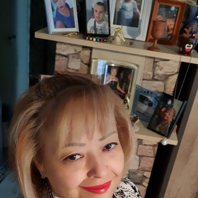 Bébiszitter Dunaújváros területén: Olgi