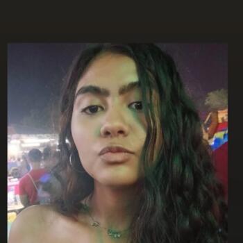 Babá em São Luís: Camila