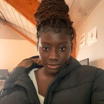 Babysitter in Garges-lès-Gonesse: Bintou
