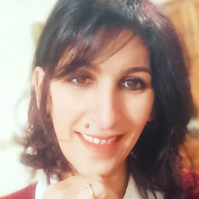 مربية أطفال في عنابة: Nessrine