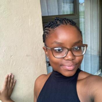 Babysitter Port Elizabeth: Khethokuhle