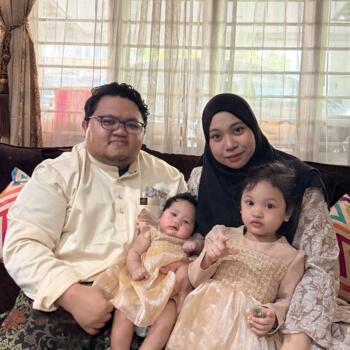 Kerja pengasuh di Batu Caves: kerja pengasuh Atiqah Rahman