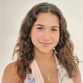 Babysitter in Canelas: Inês